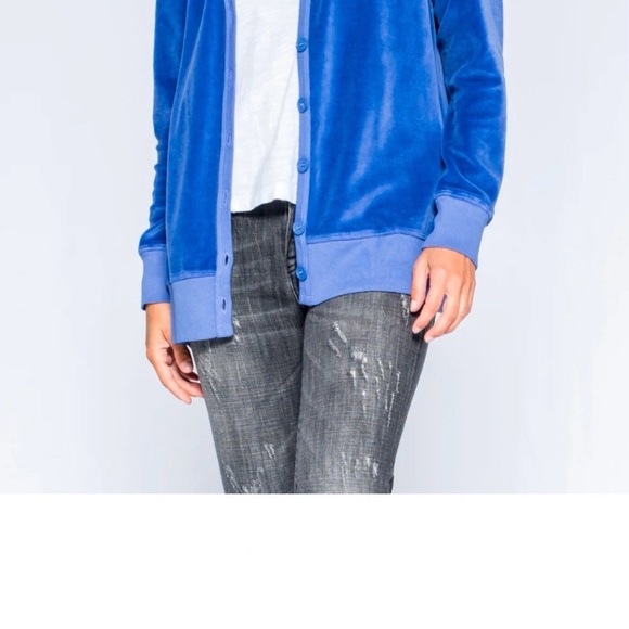 WILT Women’s Sz M Slouchy Femme Sleeve Velour Cardigan
SKU: W996191-COBALT-XS-C - Picture 2 of 6